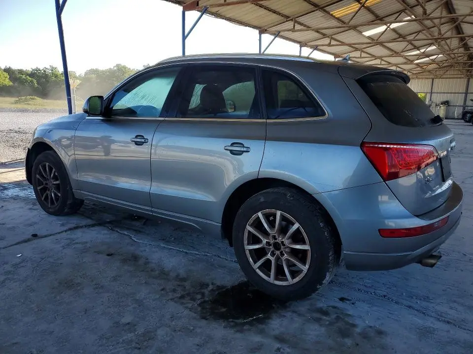 2010 AUDI Q5 PREMIUM  