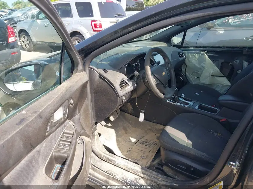 2018 CHEVROLET CRUZE LT AUTO