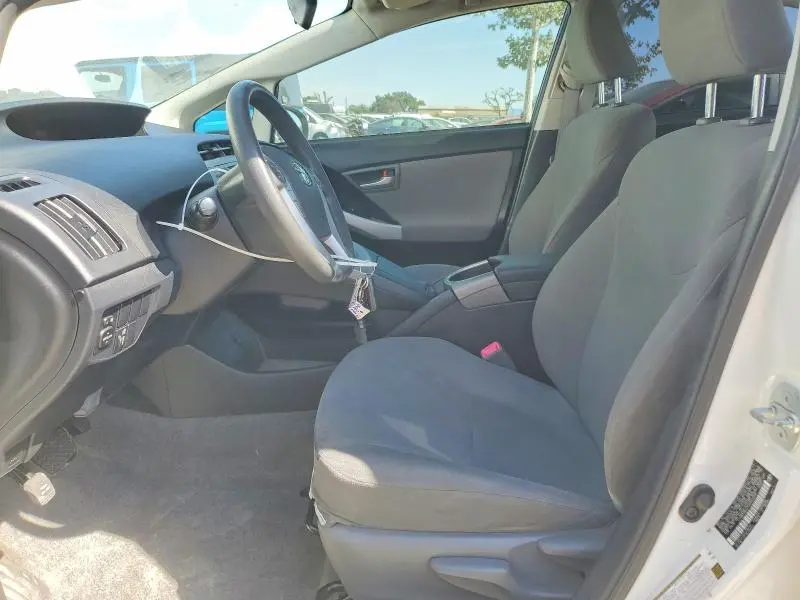 2013 TOYOTA PRIUS TWO  