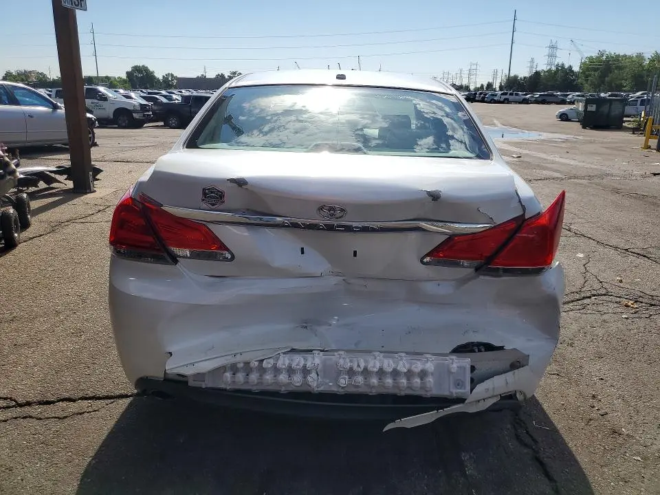 2011 TOYOTA AVALON BASE  