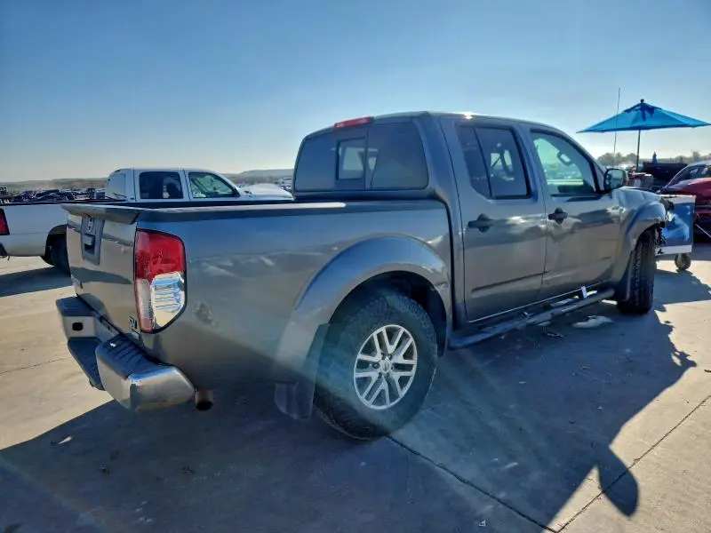 2017 NISSAN FRONTIER S  
