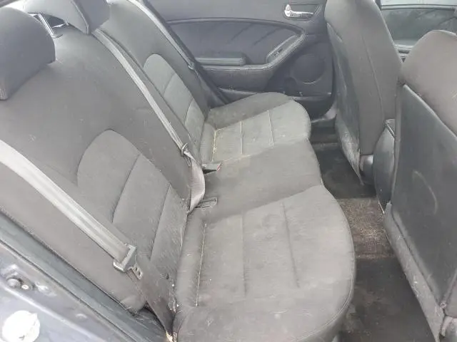 2016 KIA FORTE LX  