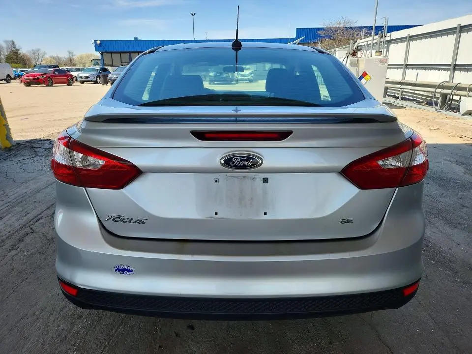 2012 FORD FOCUS SE  