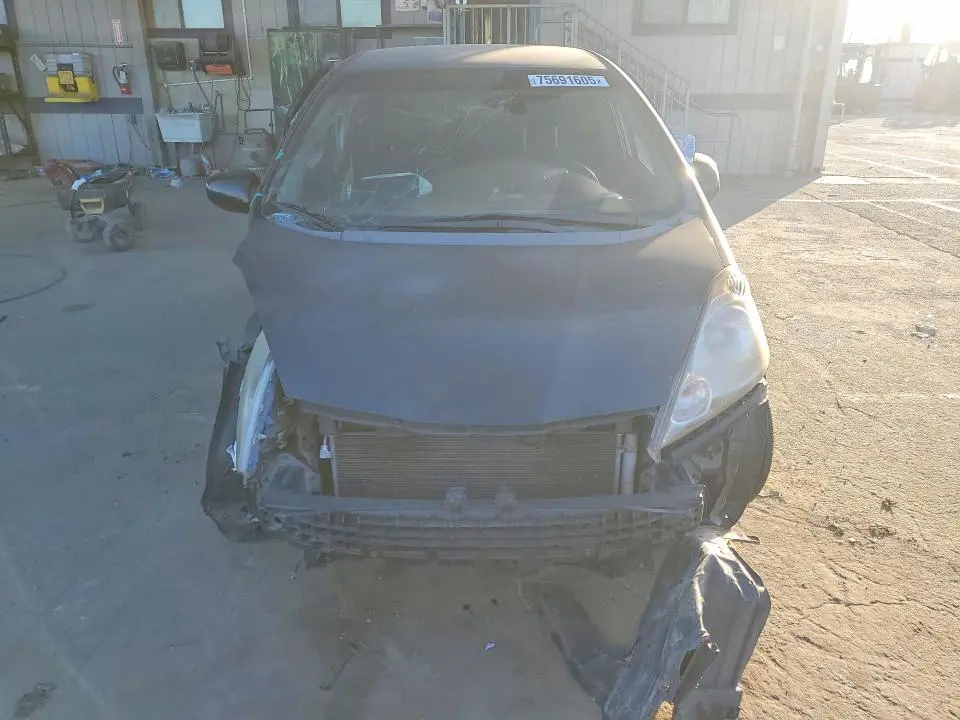 2011 HONDA FIT SPORT  