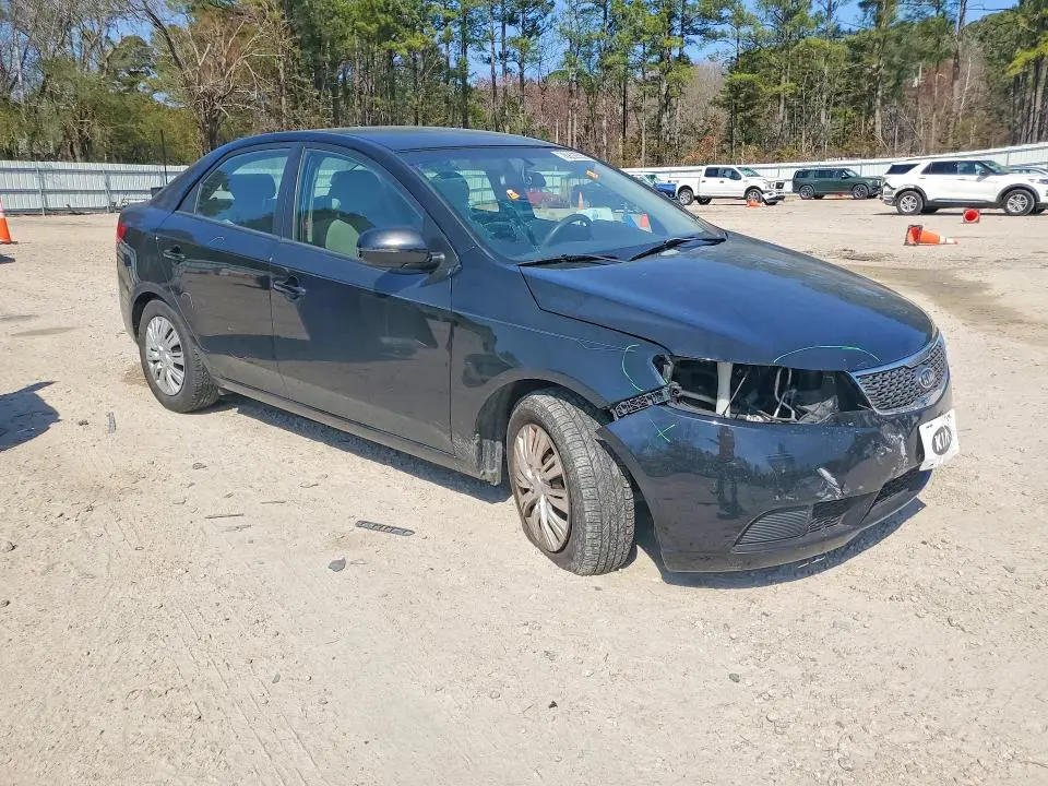2013 KIA FORTE   