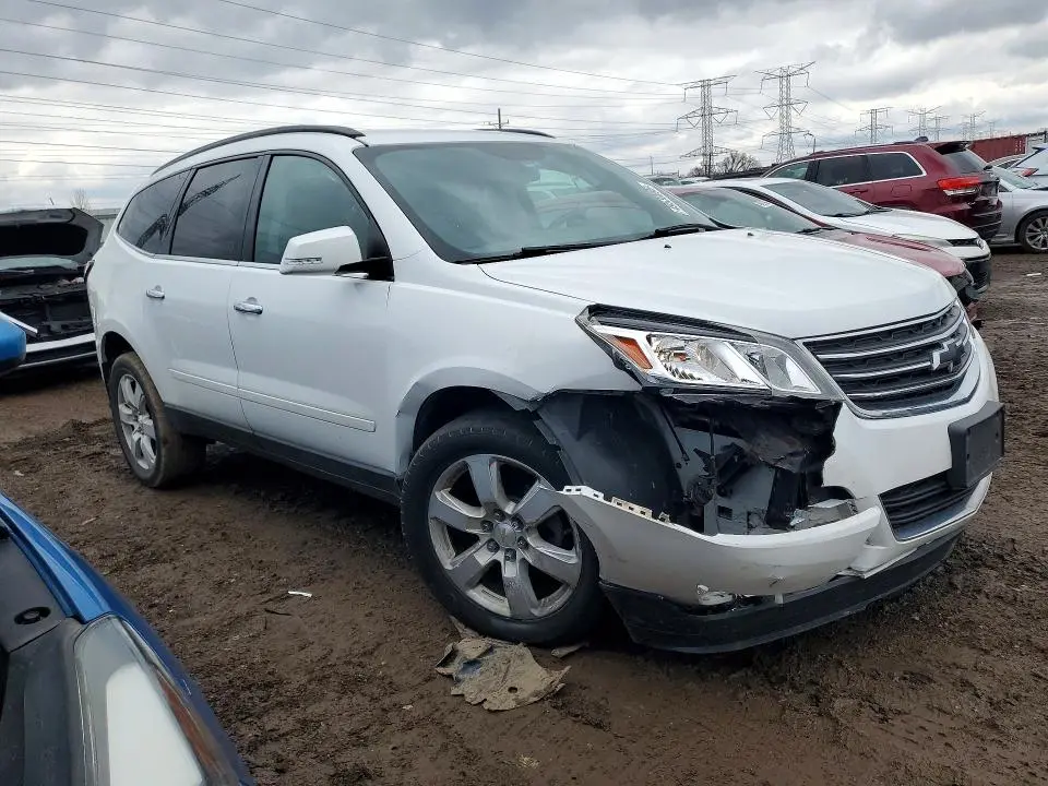 2017 CHEVROLET TRAVERSE LT  