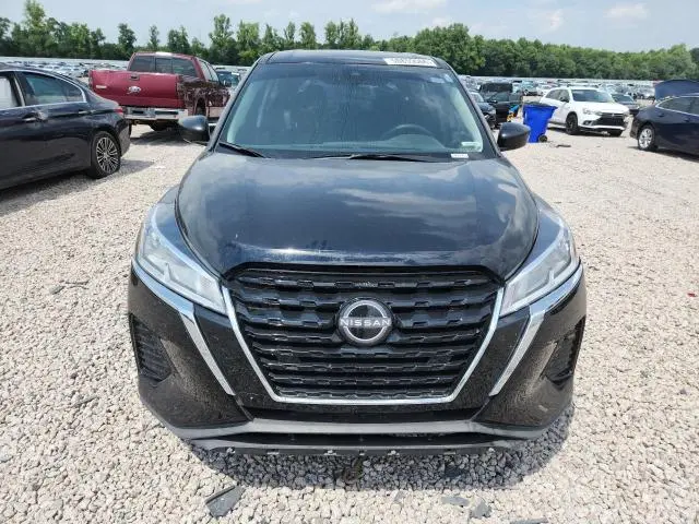 2024 NISSAN KICKS S  