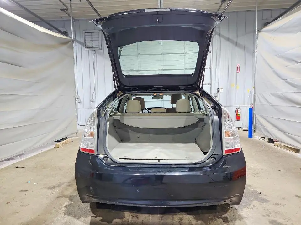 2011 TOYOTA PRIUS THREE  