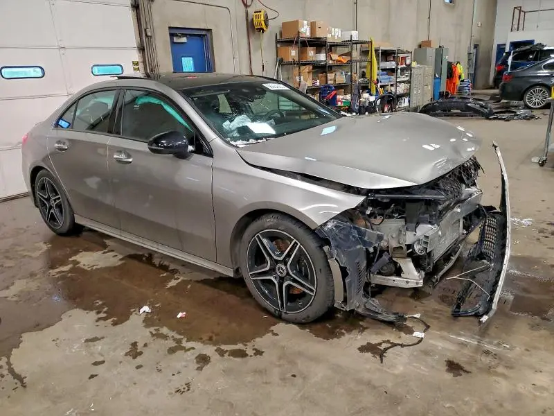 2019 MERCEDES-BENZ A 220 4MATIC  