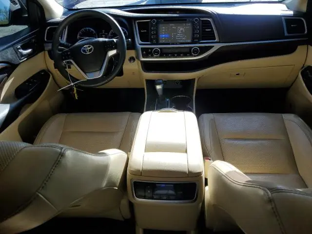 2016 TOYOTA HIGHLANDER LIMITED  