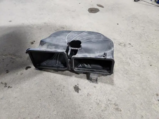 2013 MERCEDES-BENZ C 250  