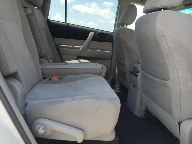 2012 TOYOTA HIGHLANDER BASE  