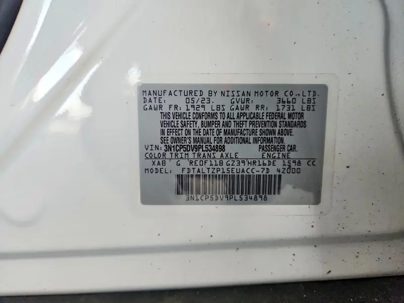 2023 NISSAN KICKS SR  