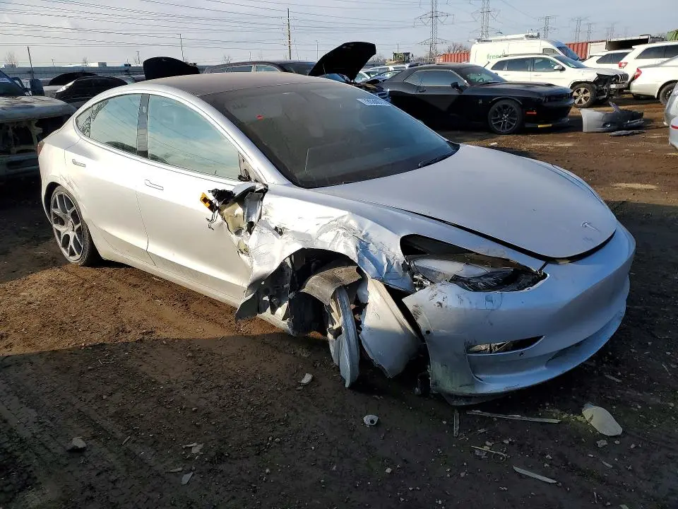 2018 TESLA MODEL 3   
