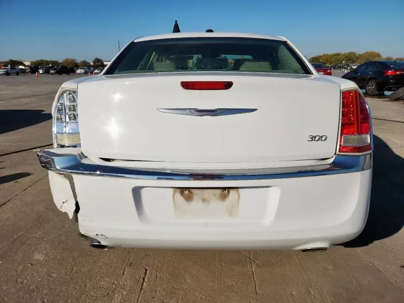 2014 CHRYSLER 300   