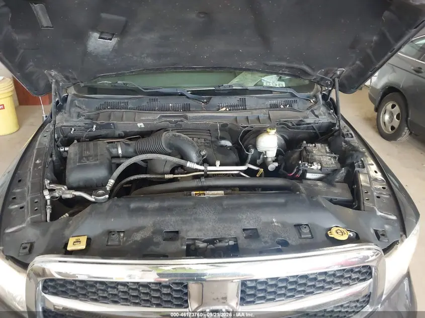 2016 RAM 1500 SLT