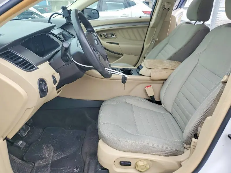 2013 FORD TAURUS SE  