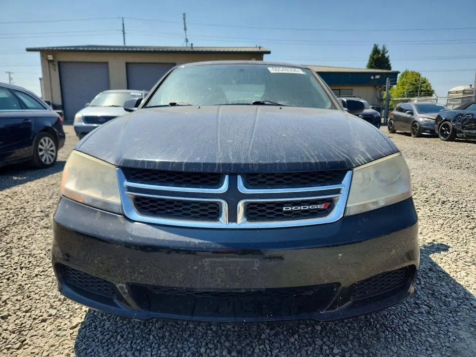 2013 DODGE AVENGER SE  