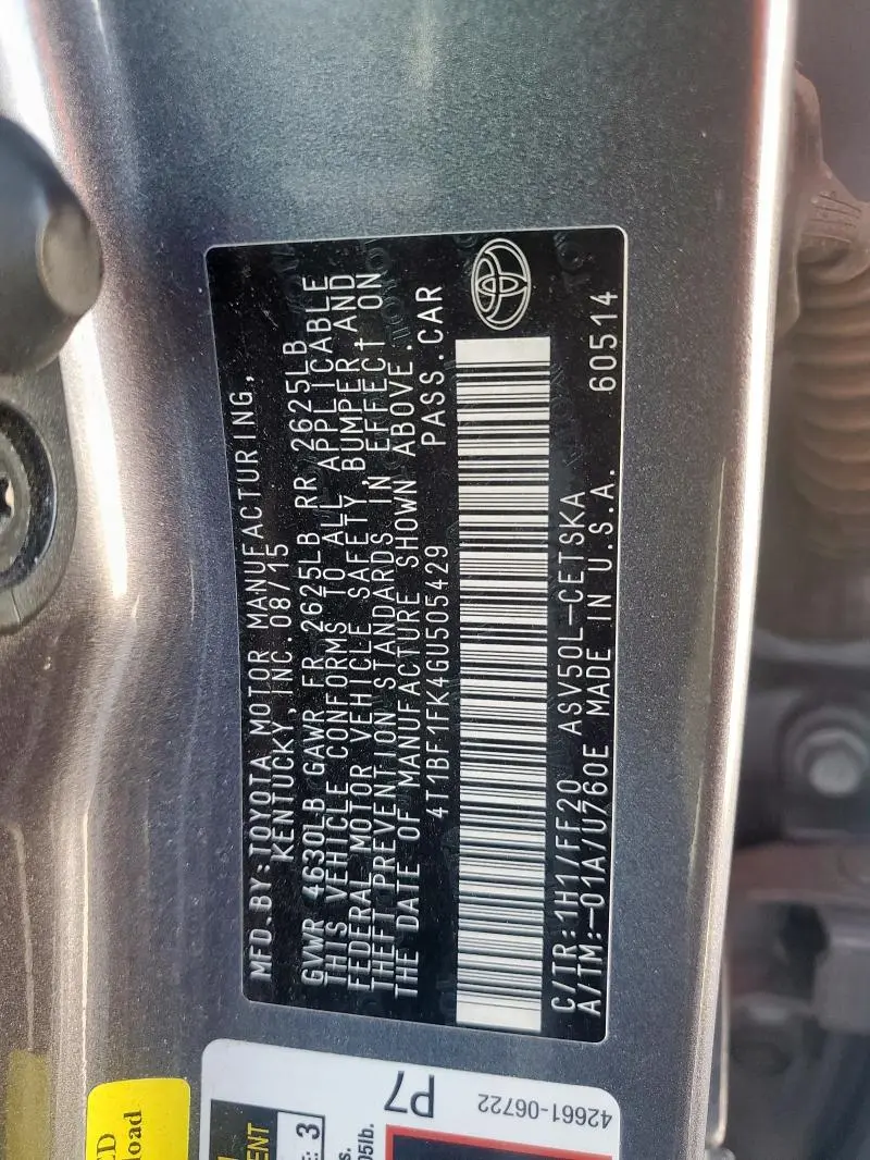 2016 TOYOTA CAMRY LE  