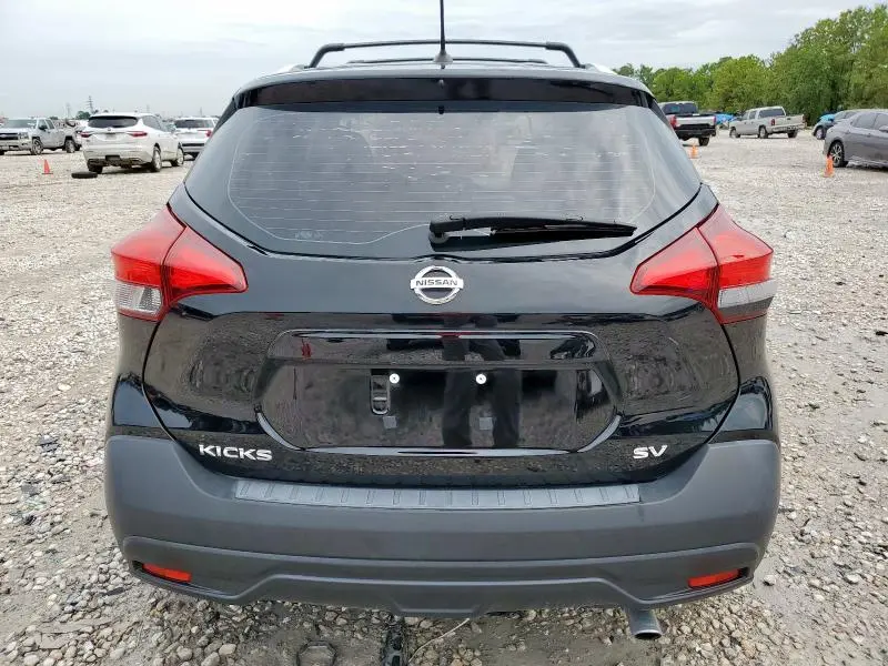 2019 NISSAN KICKS S  