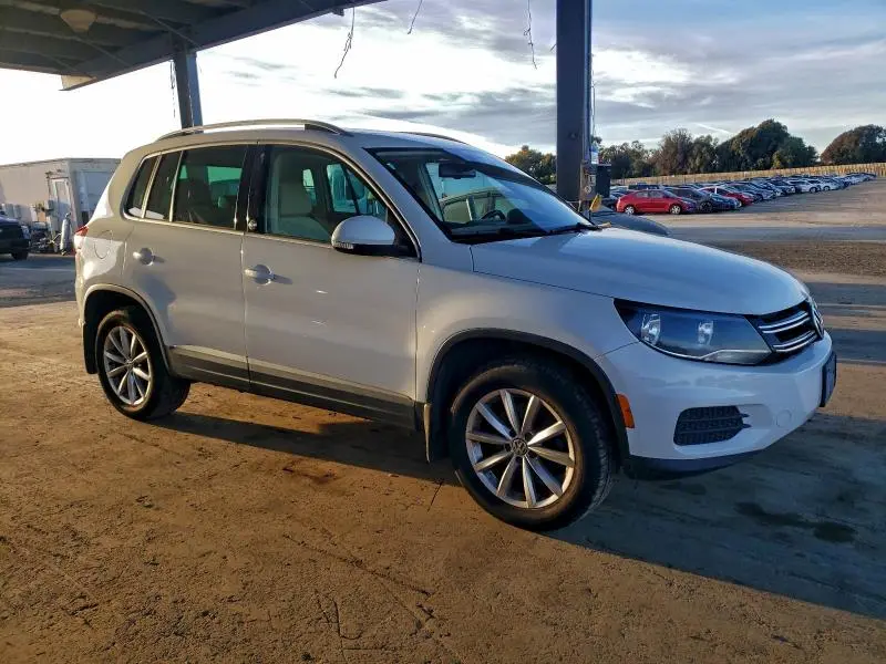 2017 VOLKSWAGEN TIGUAN WOLFSBURG  