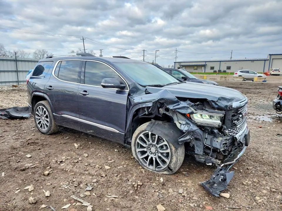 2022 GMC ACADIA DENALI  