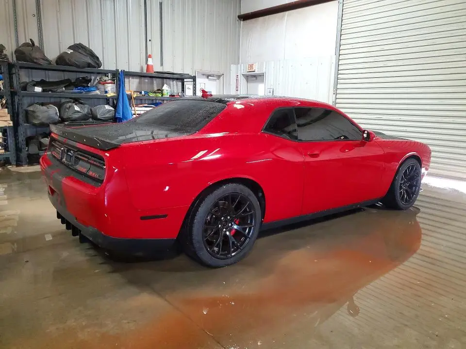 2016 DODGE CHALLENGER SRT 392  
