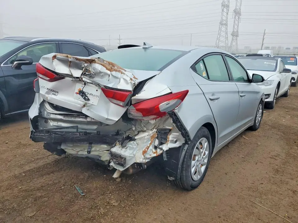 2018 HYUNDAI ELANTRA SE  