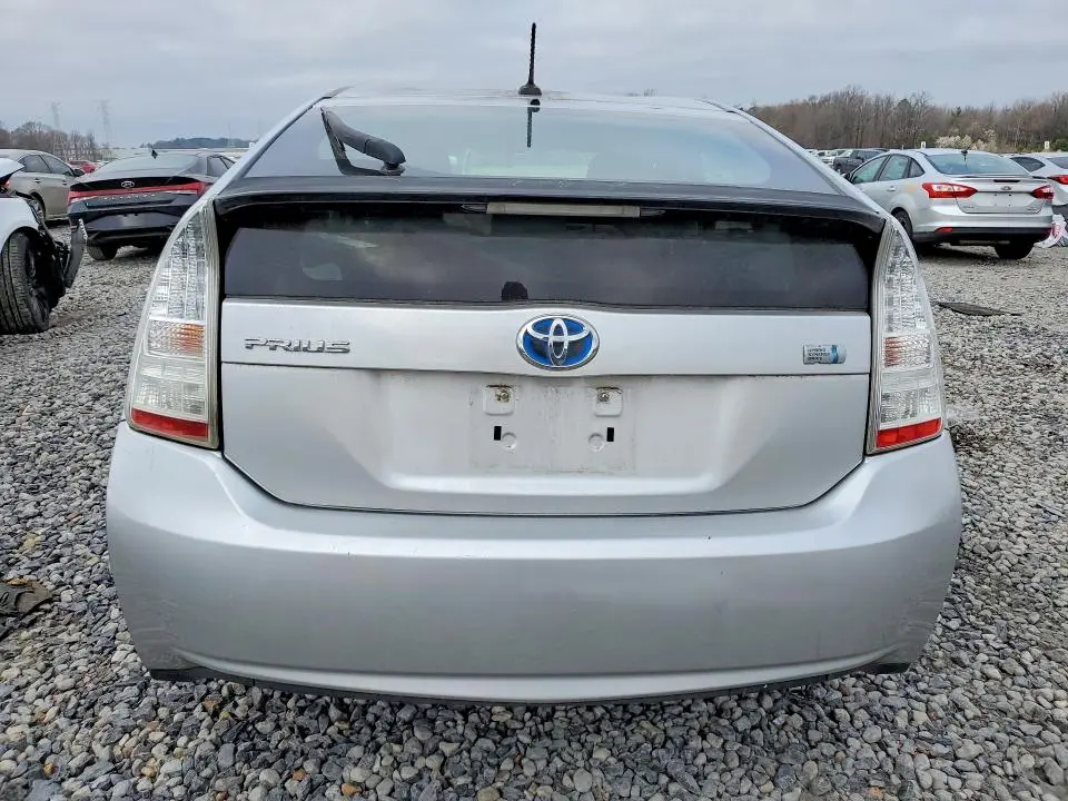 2010 TOYOTA PRIUS II  