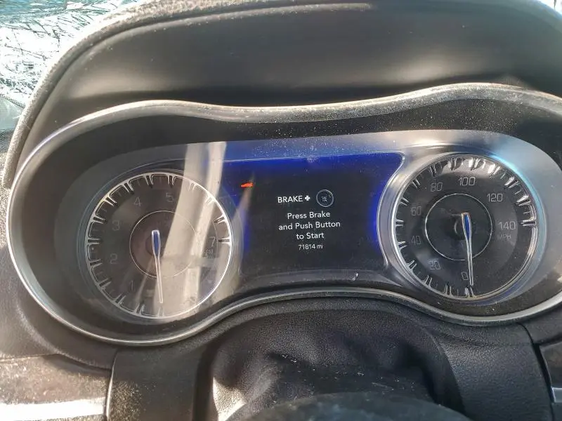 2019 CHRYSLER 300 LIMITED  