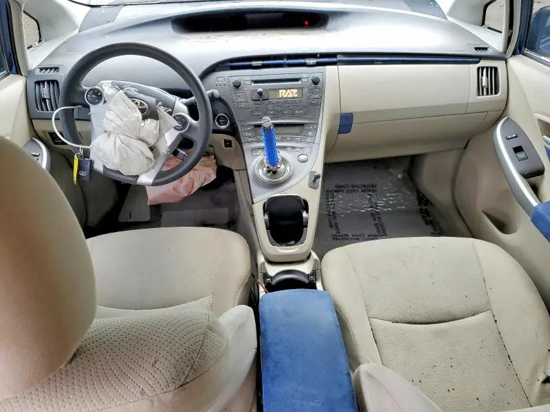 2010 TOYOTA PRIUS II  