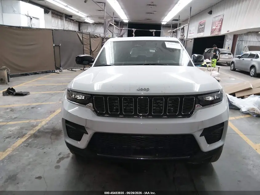 2024 JEEP GRAND CHEROKEE LAREDO X 4X2