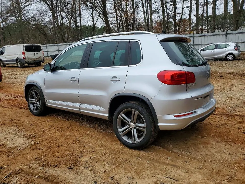 2017 VOLKSWAGEN TIGUAN SPORT  