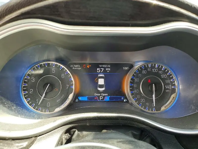 2015 CHRYSLER 200 C  