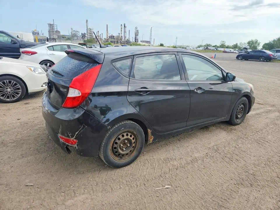 2012 HYUNDAI ACCENT GS  