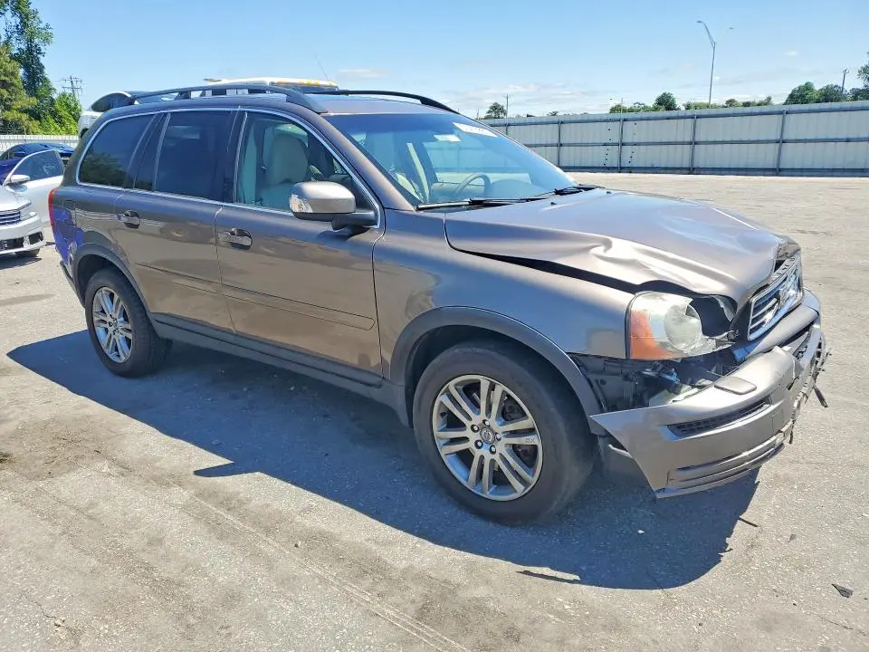 2010 VOLVO XC90 3.2  