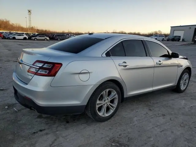 2017 FORD TAURUS SE