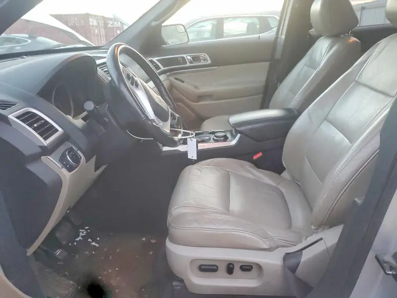 2011 FORD EXPLORER XLT  