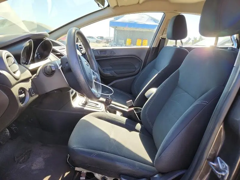 2017 FORD FIESTA SE  