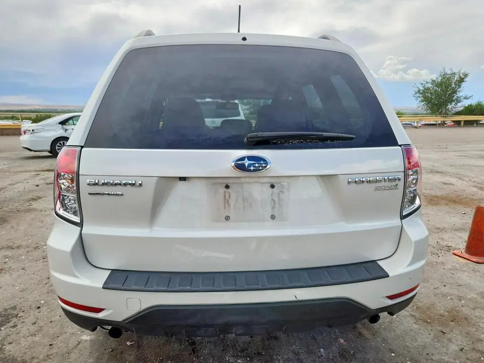 2011 SUBARU FORESTER 2.5X PREMIUM  