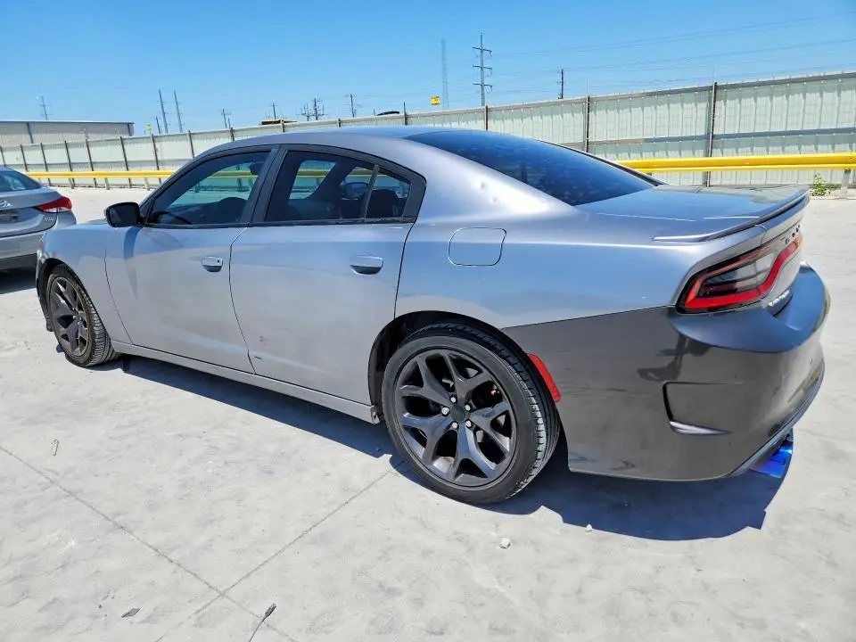 2015 DODGE CHARGER SE  