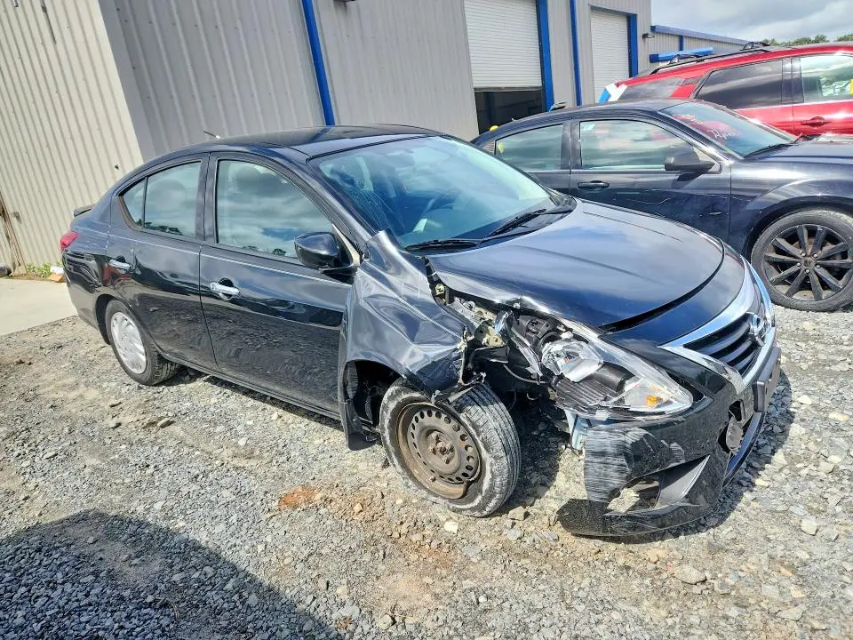 2016 NISSAN VERSA 1.6 SV  
