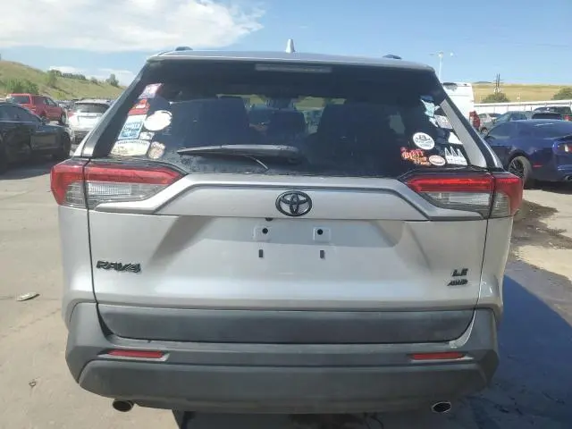 2019 TOYOTA RAV4 LE  