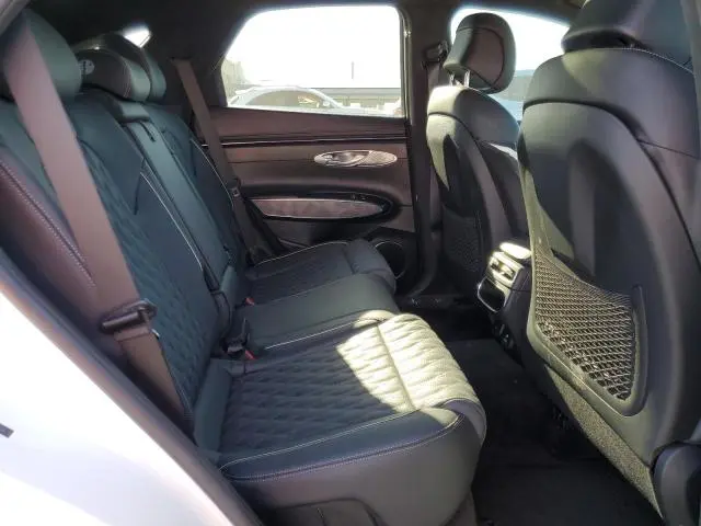 2024 GENESIS GV70 BASE  