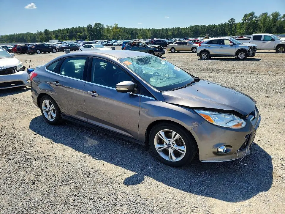 2014 FORD FOCUS TITANIUM  