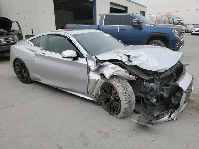 2018 INFINITI Q60 LUXE 300  