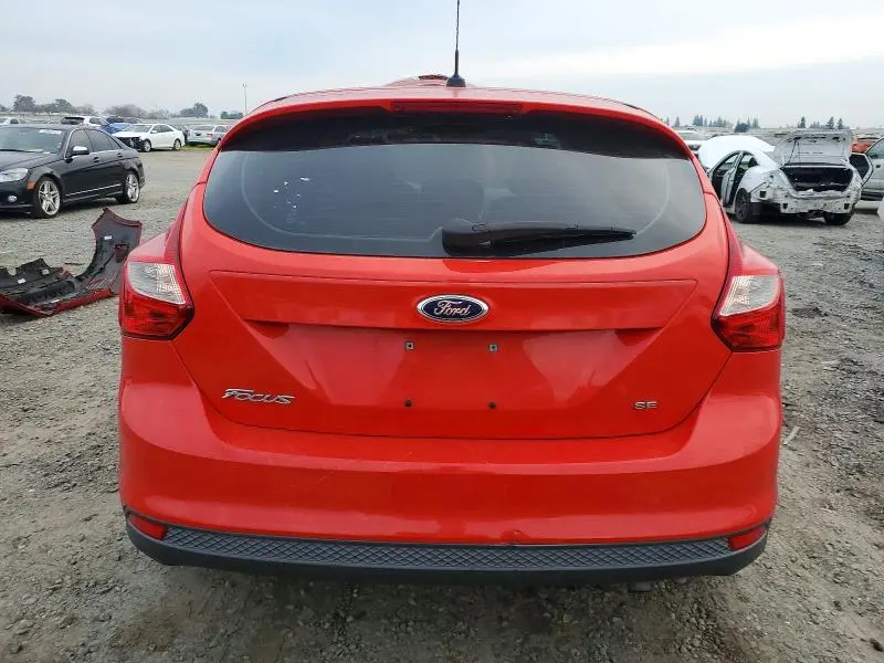 2014 FORD FOCUS SE  