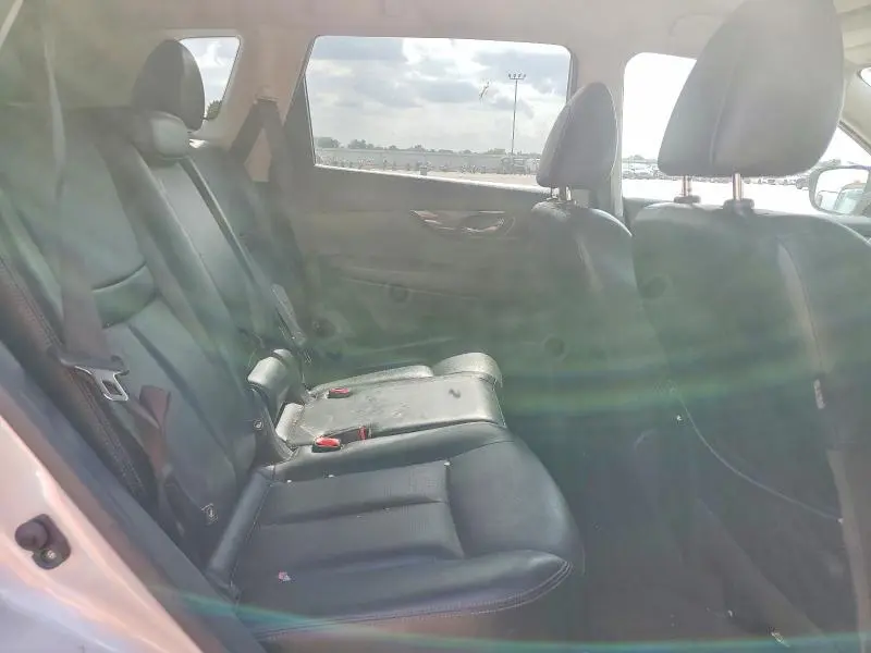 2017 NISSAN ROGUE SL  