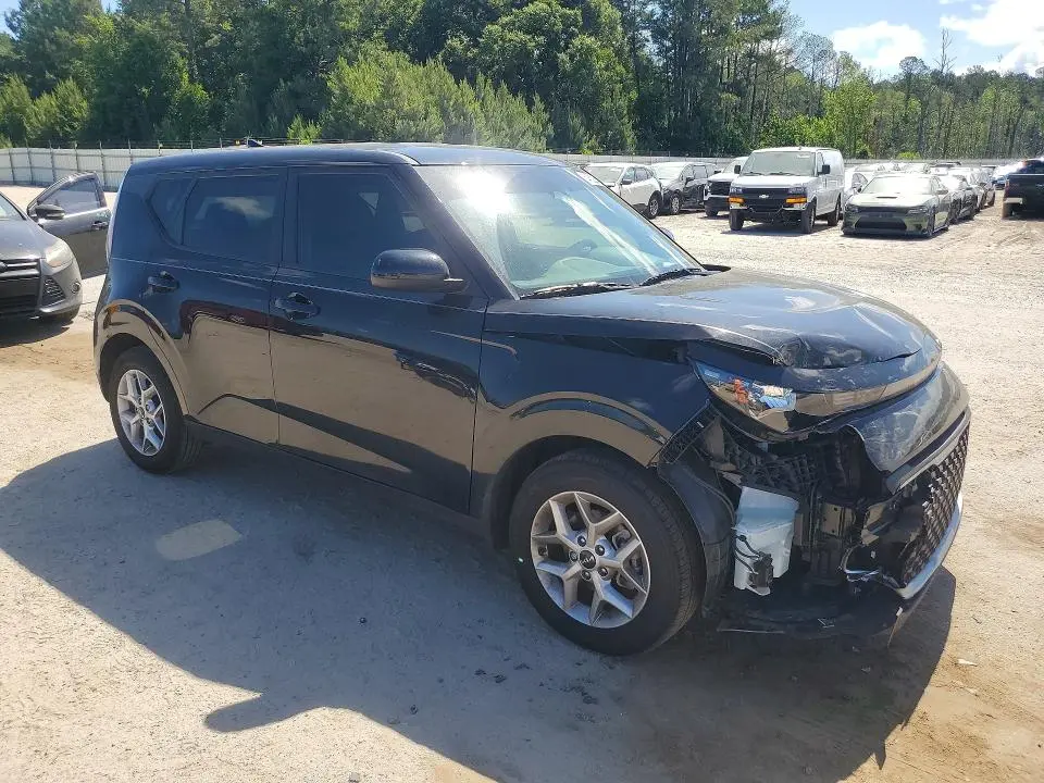 2025 KIA SOUL S  