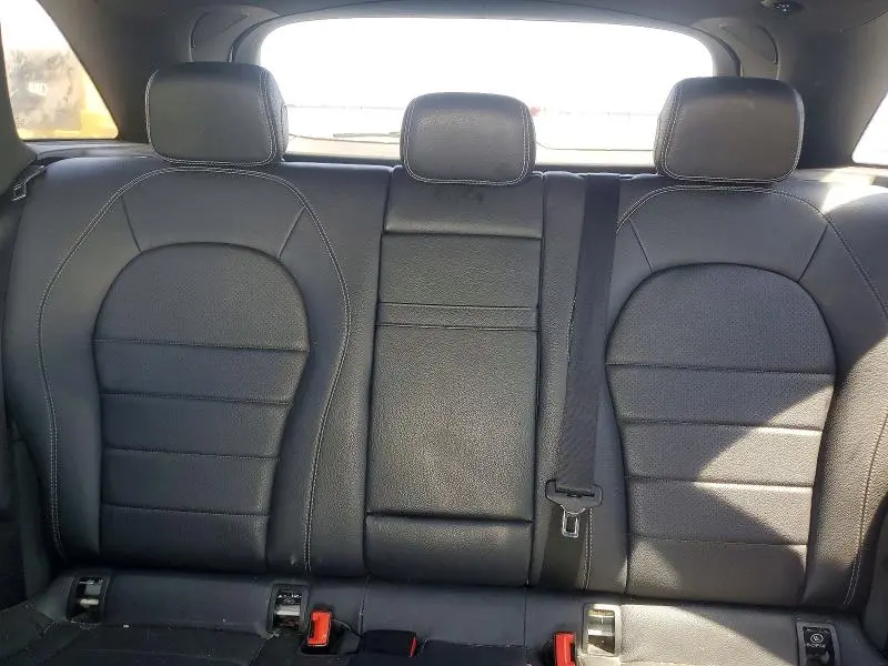 2017 MERCEDES-BENZ GLC 300  